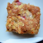 Butterkuchen mit Rhabarber und Erdbeeren