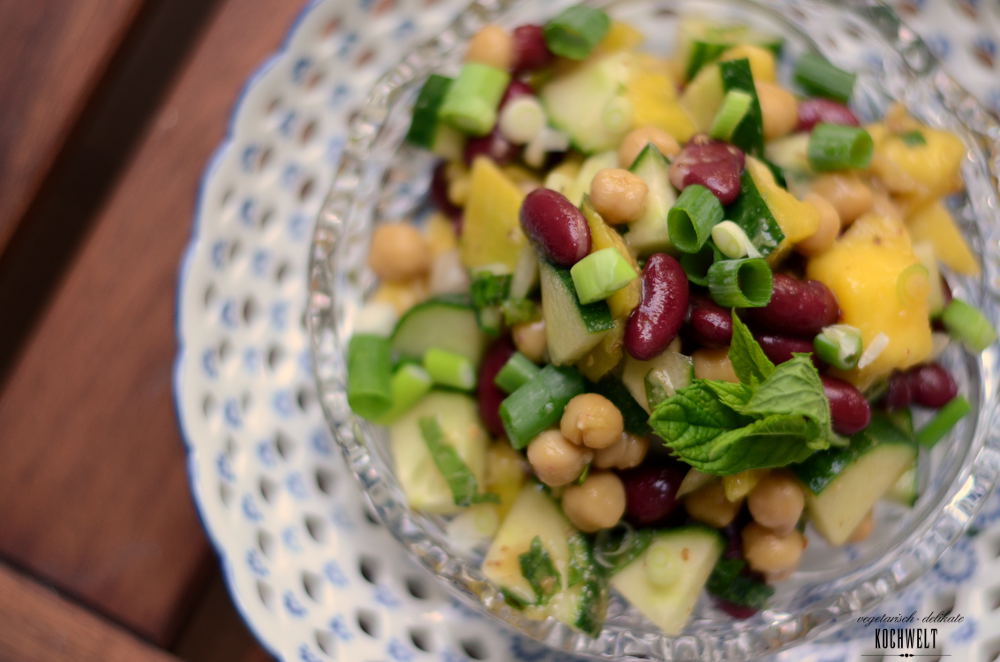 Kidneybohnen-Kichererbsen-Salat mit Mango | VeggieKochwelt