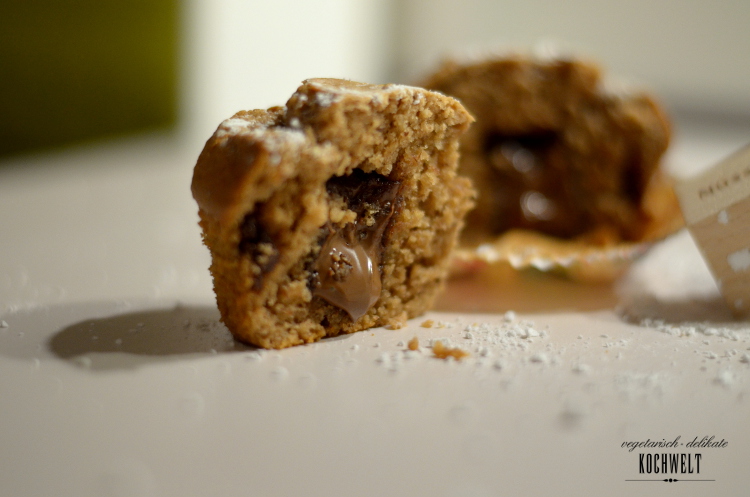 Schokoladen-Joghurt-Muffins mit halbflüssigen Nougatkern