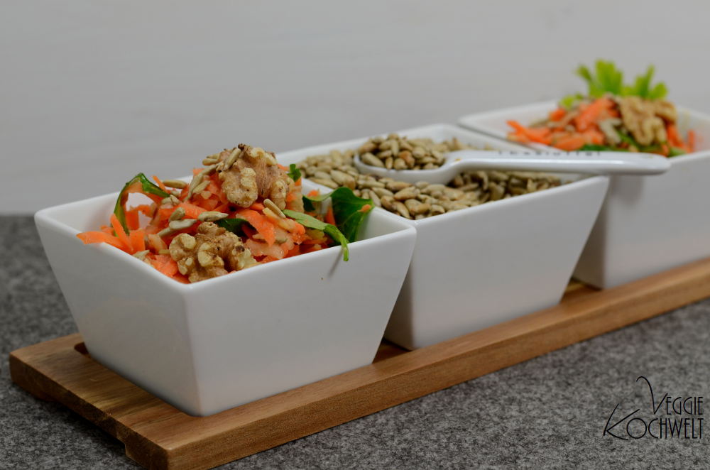 Möhrensalat mit Äpfeln und Nüssen - VeggieKochwelt